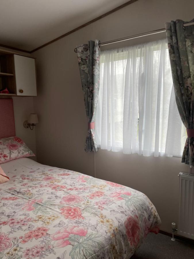 The Wimbledon 70 Hotel Dunoon Bagian luar foto